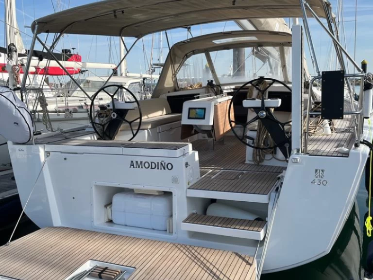 Hire Sailboat with or without skipper Dufour Baiona