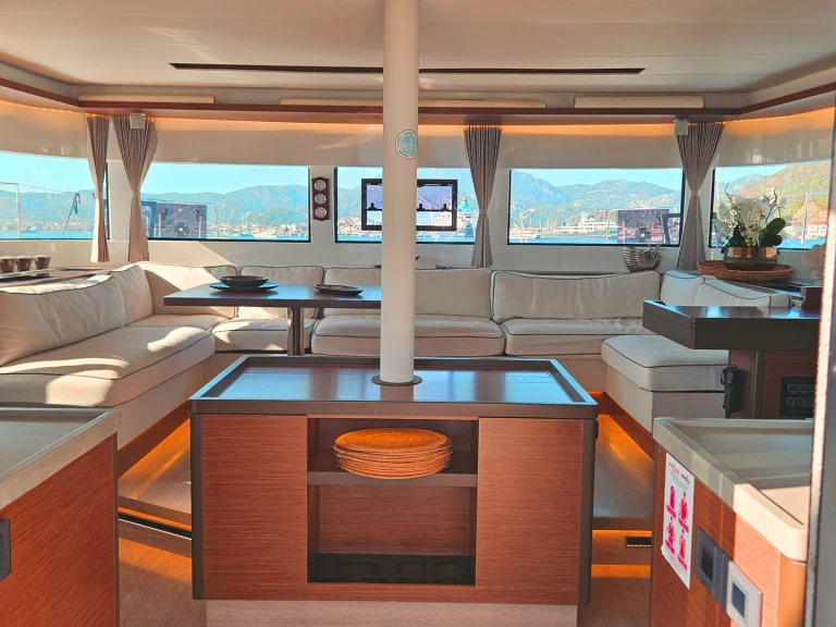 Hire Catamaran with or without skipper Lagoon Marmaris