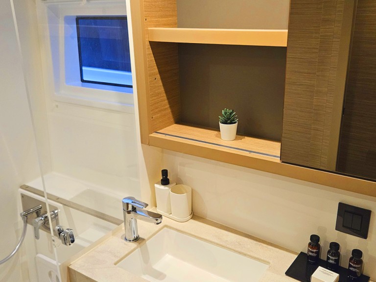 Yacht hire Fethiye cheap Lagoon 46