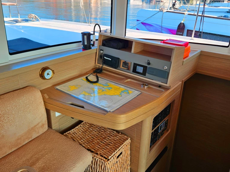 Catamaran hire in Marmaris - Lagoon Lagoon 42