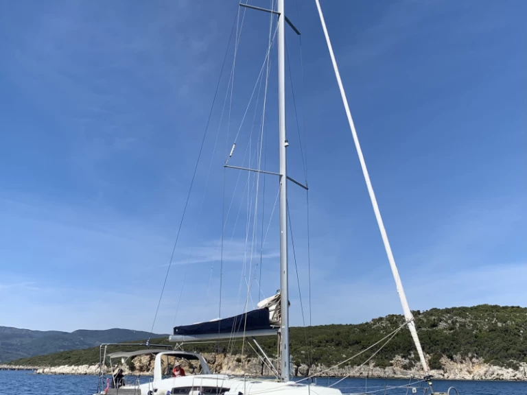 Yacht charter Nydri - Bénéteau Oceanis 50 on SamBoat
