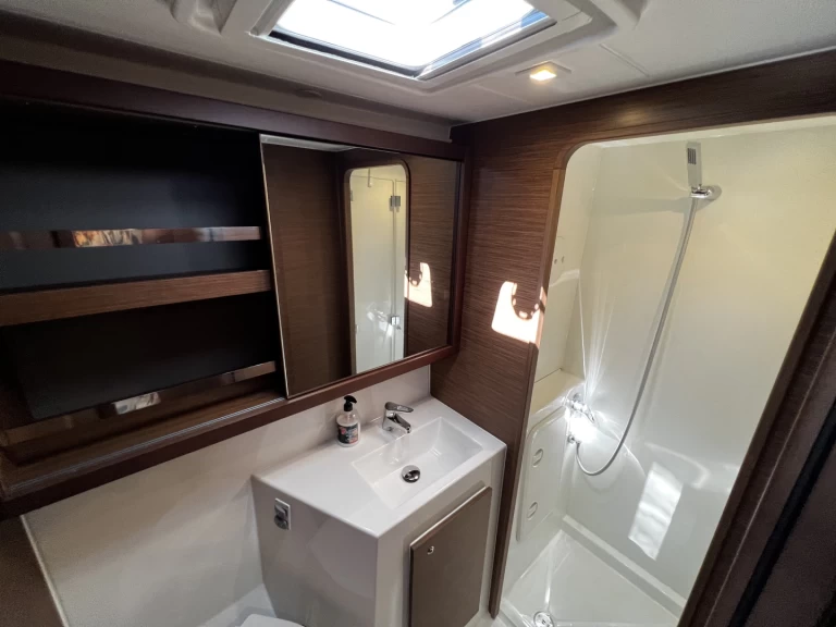 Hire a Lagoon Lagoon 42 San Miguel De Abona