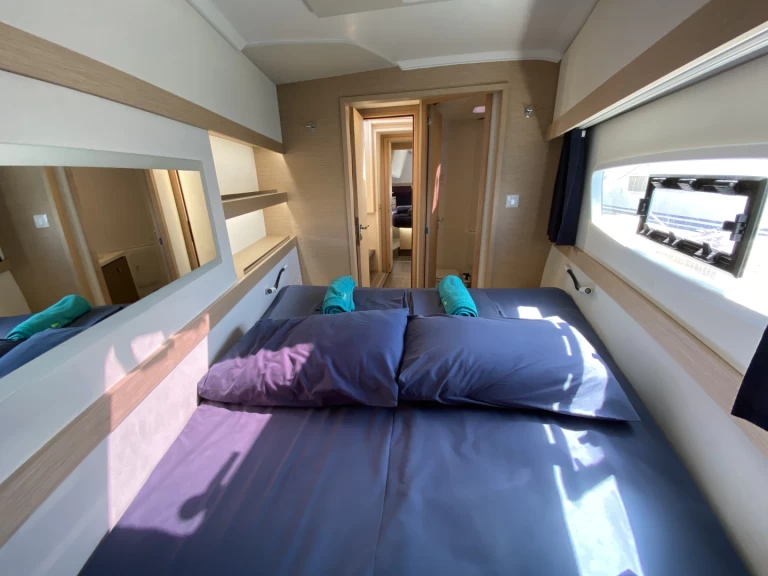 Hire Catamaran with or without skipper Fountaine Pajot San Miguel De Abona