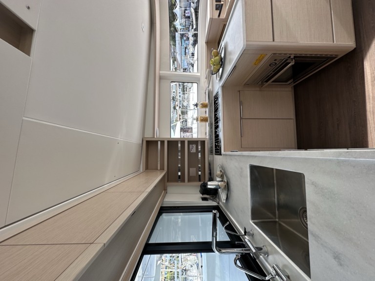 Yacht charter Cugnana Verde - Lagoon Lagoon 46 on SamBoat