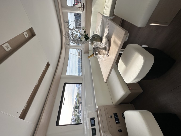 Hire a Lagoon Lagoon 46 Cugnana Verde