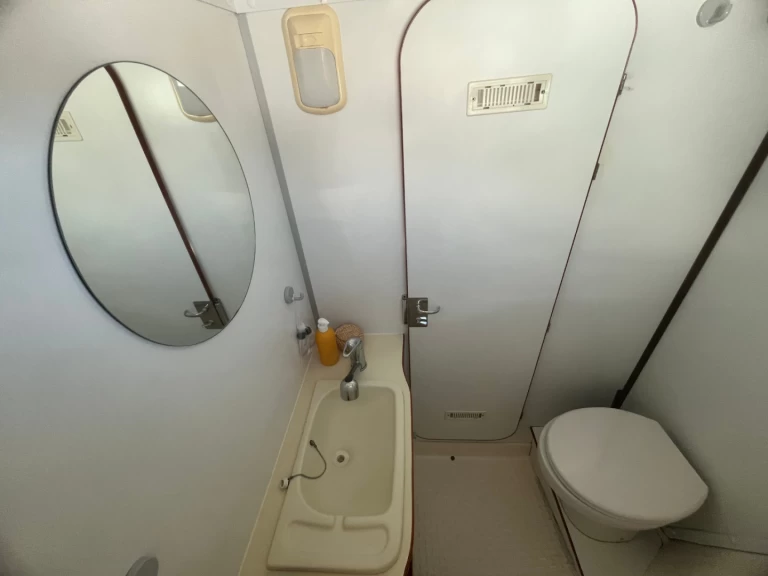 Hire a Nicols Yacht Comfort Family 6-9 people Sablé-sur-Sarthe