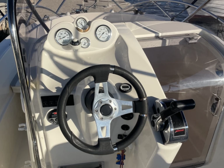 Quicksilver Activ 555 Open charter bareboat or skippered in  Rab