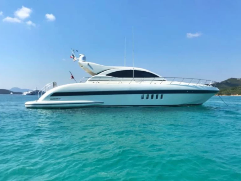 Charter a  Mangusta 72 in Salerno on Samboat