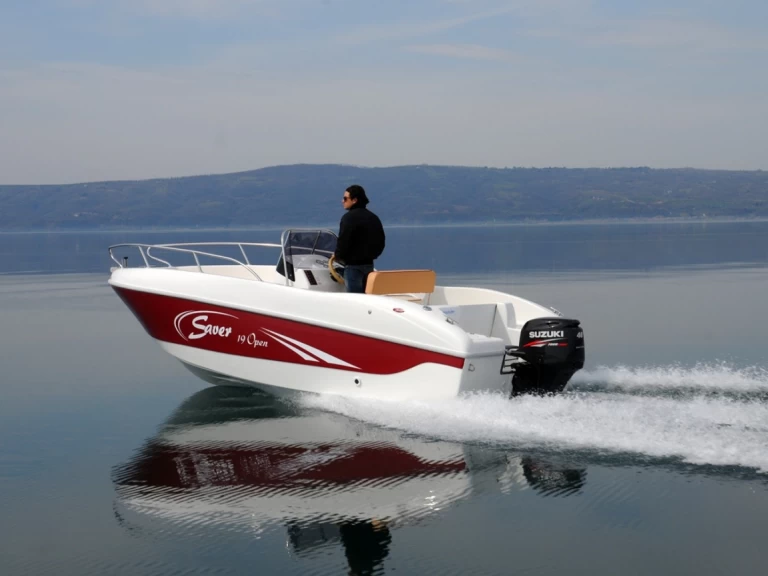 Motorboat to hire Siracusa at the best price