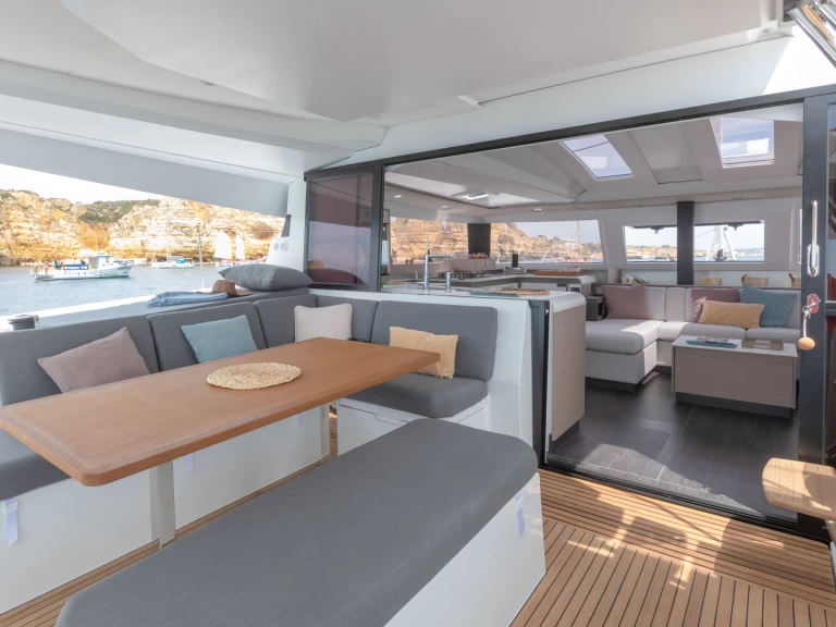 Hire a Fountaine Pajot Elba 45 Baie de Marigot