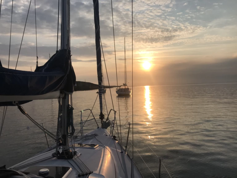 Hire Sailboat Elan with a boat licence