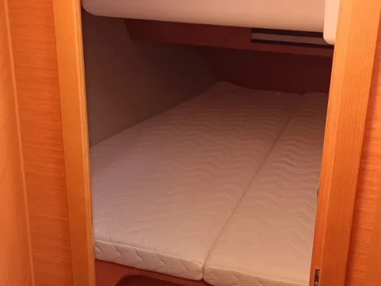 Sailboat to hire Cagliari at the best price