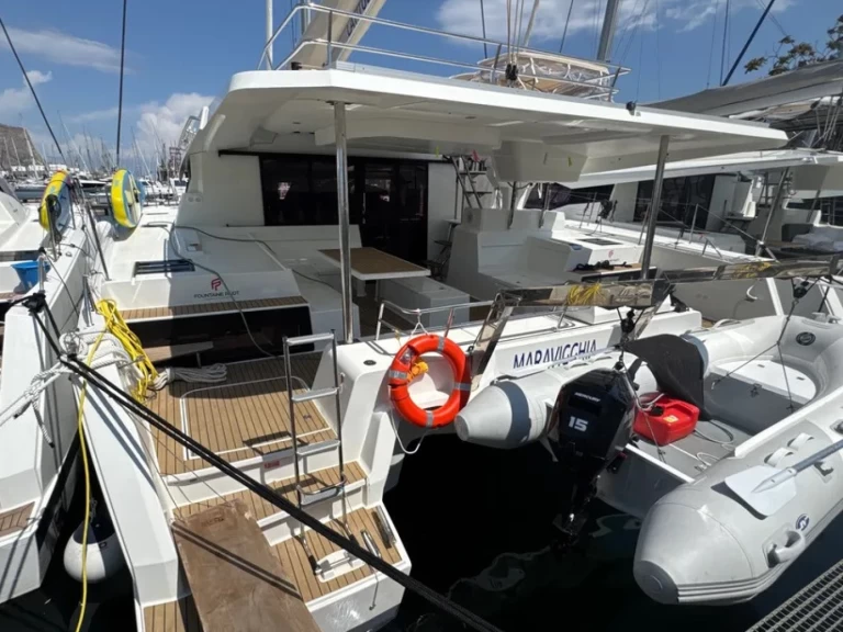 Hire Catamaran with or without skipper Fountaine Pajot Palermo