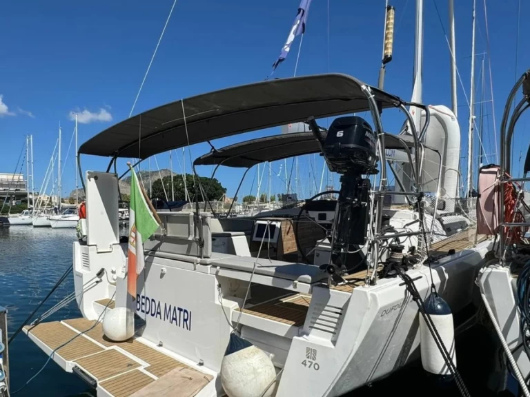 Yacht charter Palermo - Dufour Dufour 470 on SamBoat