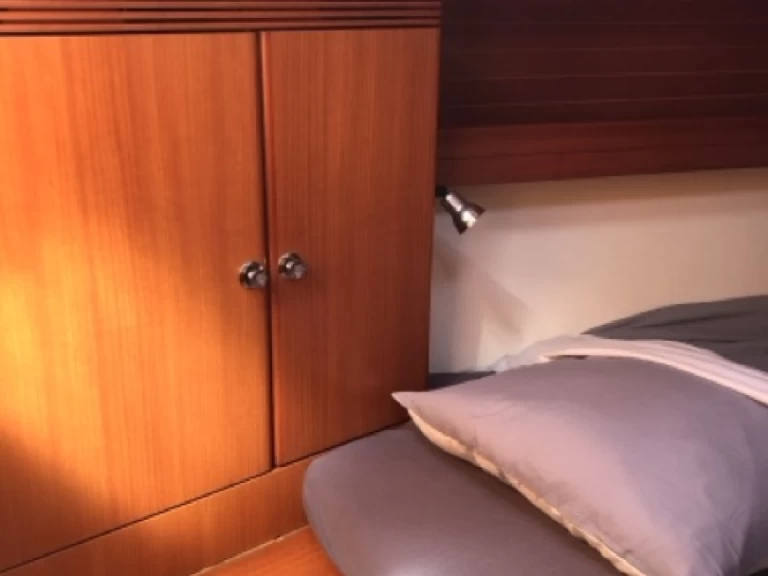 Hire a Dufour Dufour 34 Pointe-à-Pitre