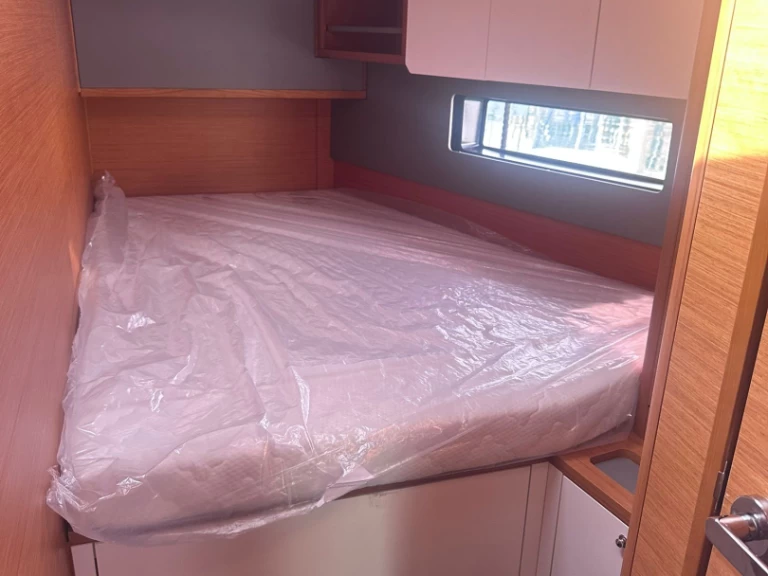 Catamaran to hire Palermo at the best price