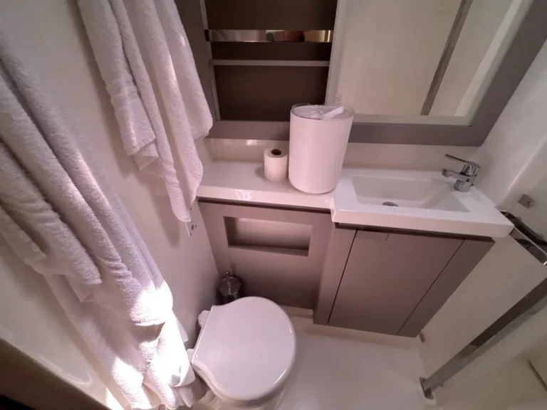 Hire a Fountaine Pajot Elba 45 Palermo