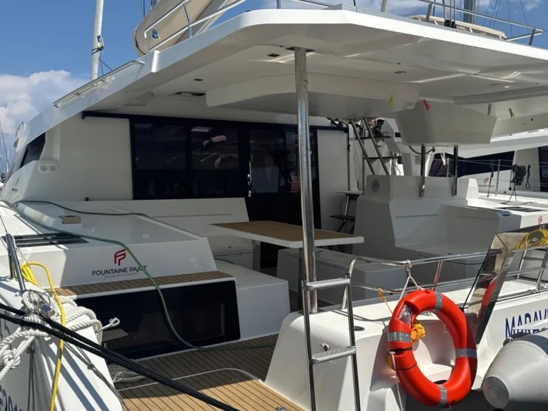 Catamaran hire in Palermo - Fountaine Pajot Elba 45