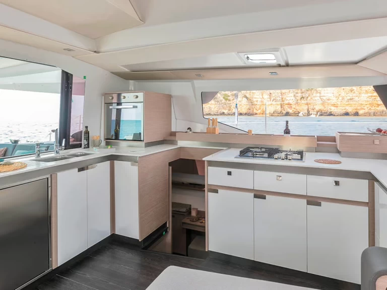 Catamaran to hire Procida at the best price