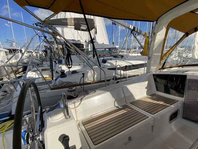 Yacht hire Néa Péramos cheap Oceanis 41.1