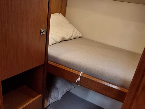 Charter a Bavaria Bavaria C50 in Sami on Samboat