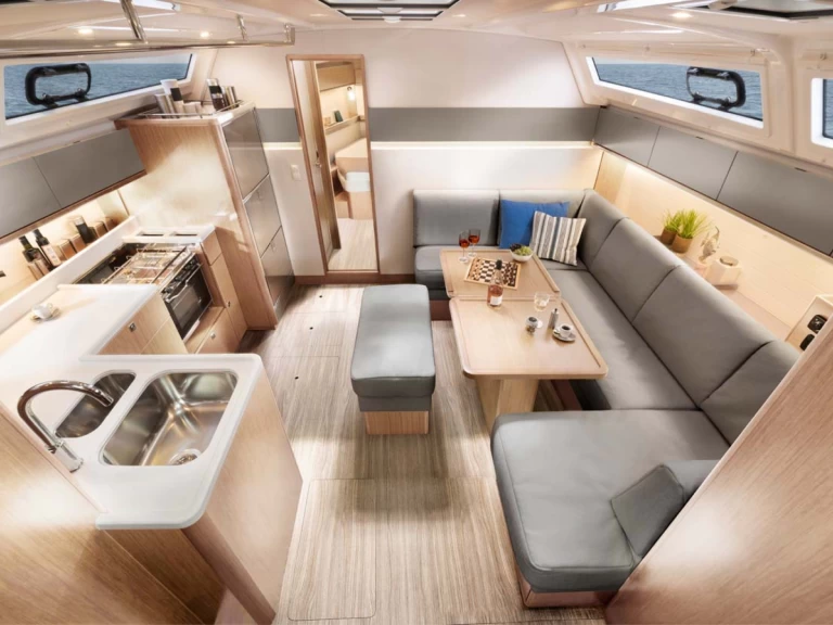 Yacht hire Pula cheap Bavaria Voyager 45