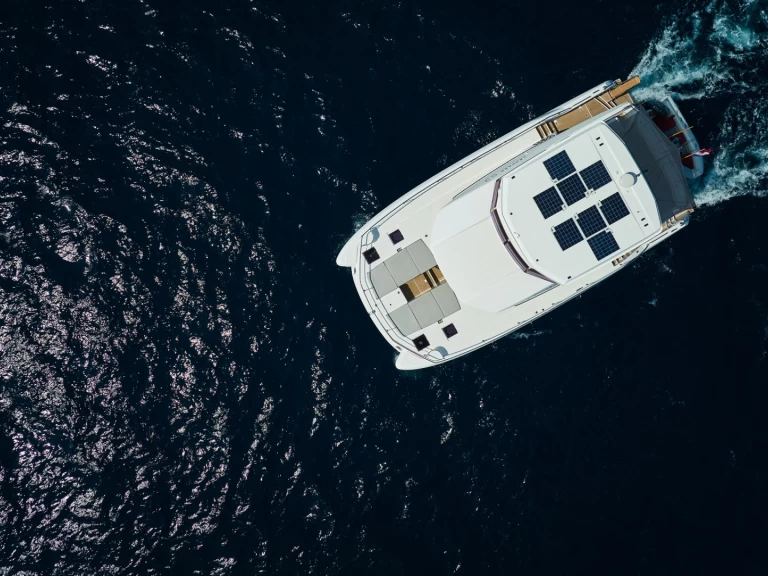 Charter a Leopard Catamarans / Robertson & Caine Leopard 53 - OW in Seget Donji on Samboat