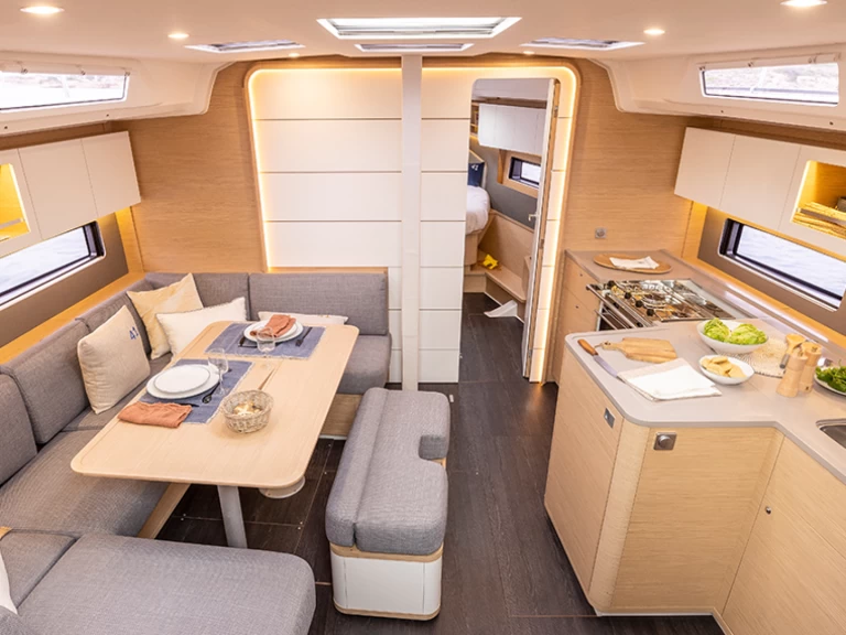 Yacht charter Alimos - Dufour Dufour 41 on SamBoat