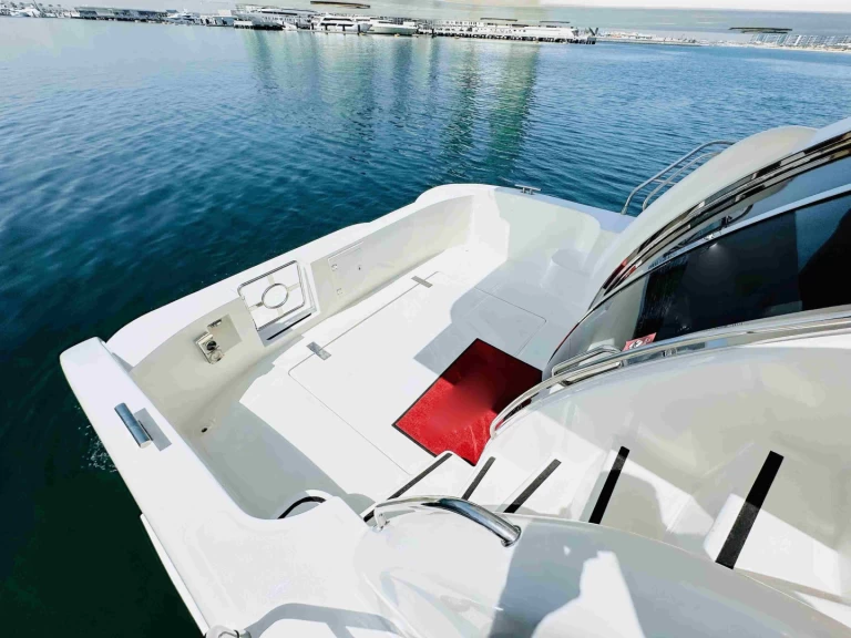 Hire Luxury Yacht with or without skipper Al-Shali Dubai Marina
