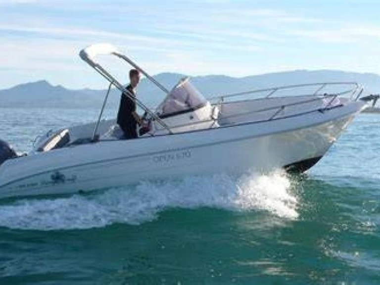 Hire a Pacific Craft Pacific Craft 650 Marigot