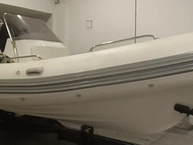 RIB hire in Baden - Brig Eagle 650 H