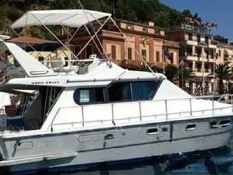 Motorboat hire in Milazzo - Mochi Craft 35 dominatr big fly