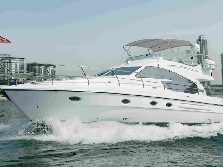Luxury Yacht to hire Dubai Marina at the best price