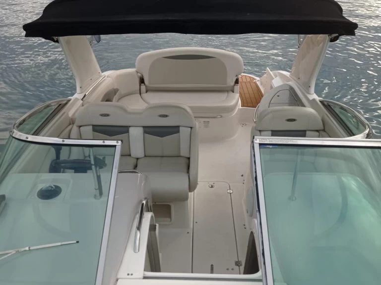 Hire a Chaparral 275 ssi Split