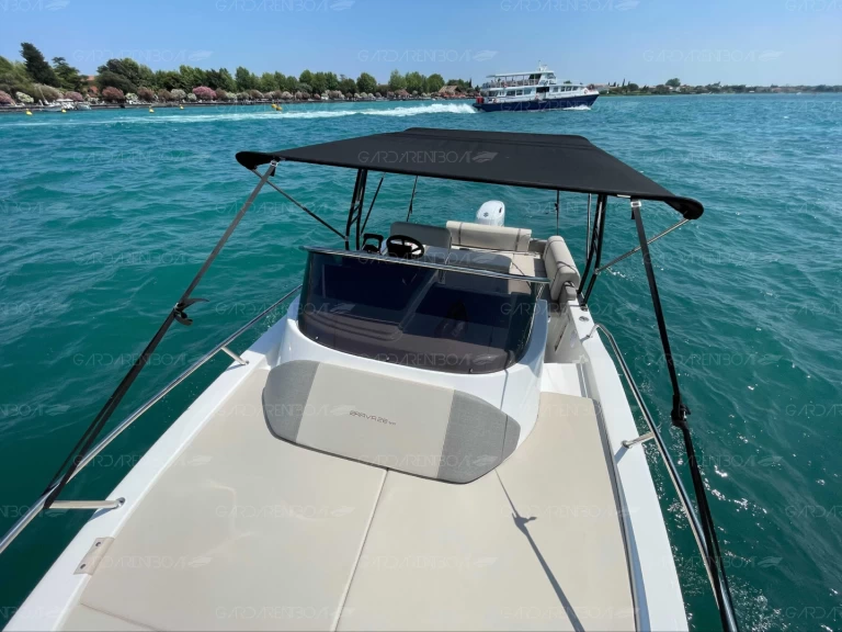 Hire Motorboat with or without skipper Mingolla Sirmione
