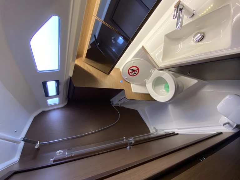 Hire Sailboat Bénéteau with a boat licence