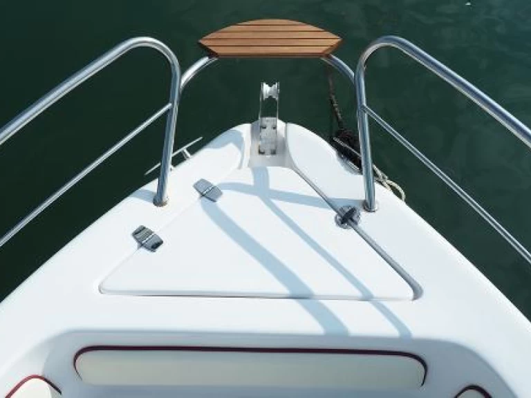 Motorboat to hire Sirmione at the best price