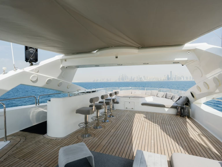 Charter a Sunseeker Encore in Dubaï harbour on Samboat