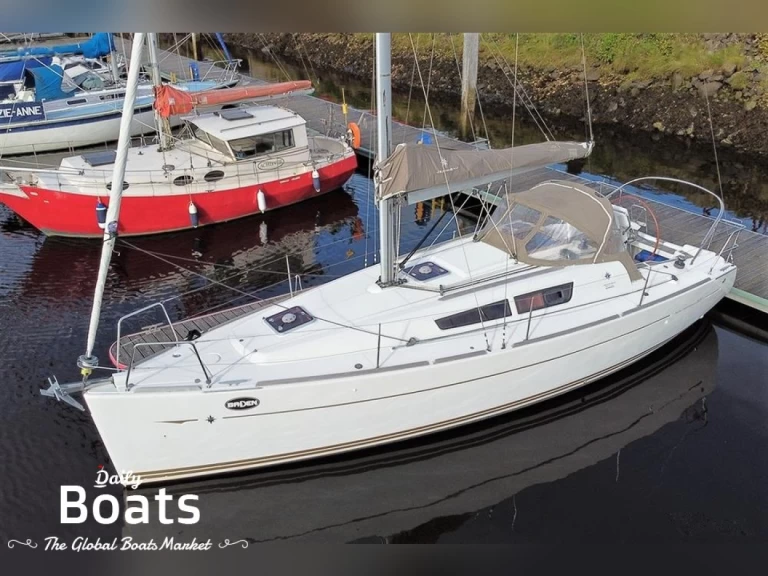 Hire Sailboat with or without skipper Jeanneau Port de Trébeurden