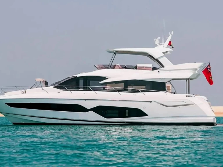 Luxury Yacht to hire Dubai Marina at the best price