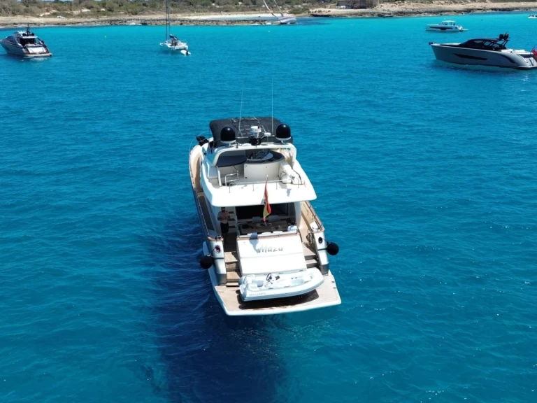 Yacht charter Ibiza Town - Astondoa 80 on SamBoat