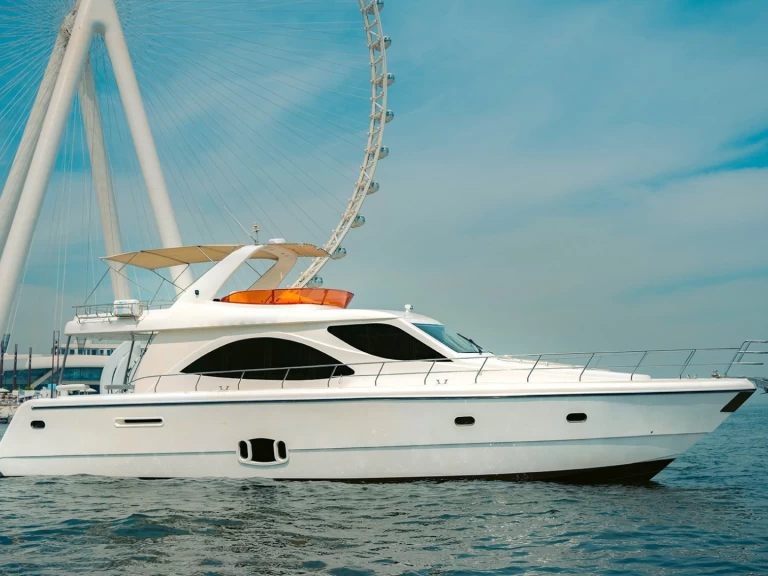 Hire Luxury Yacht with or without skipper DURETTI Dubai Marina