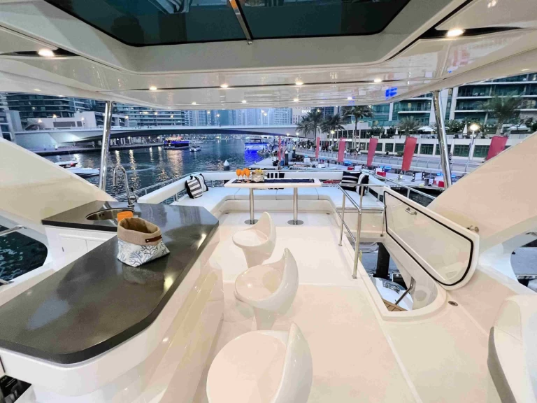 Luxury Yacht to hire Dubai Marina at the best price