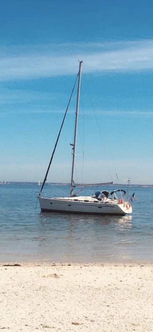 Bavaria Bavaria 39 Cruiser charter bareboat or skippered in  Locmiquélic