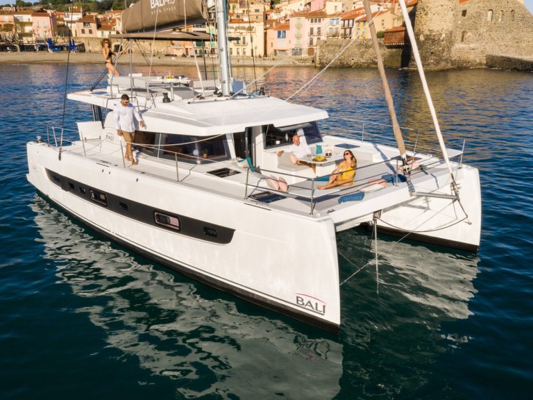 Catamaran hire in Provincia di Sassari - Bali Bali 4.6