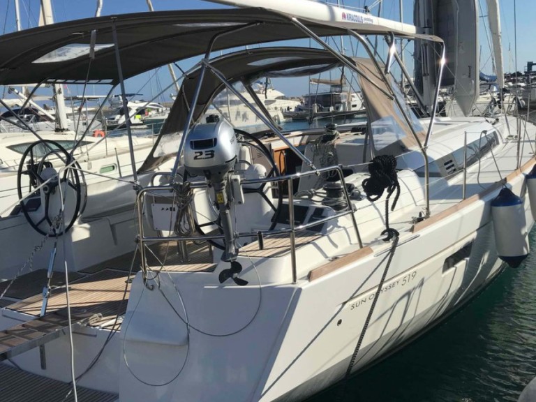 Sailboat to hire Mykonos (Island) at the best price