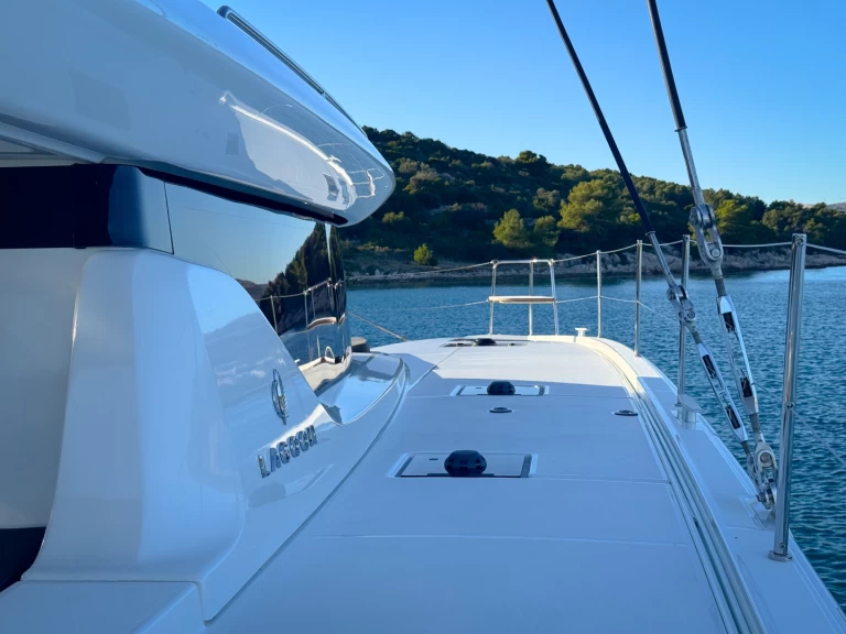 Hire Catamaran with or without skipper Lagoon Seget Donji