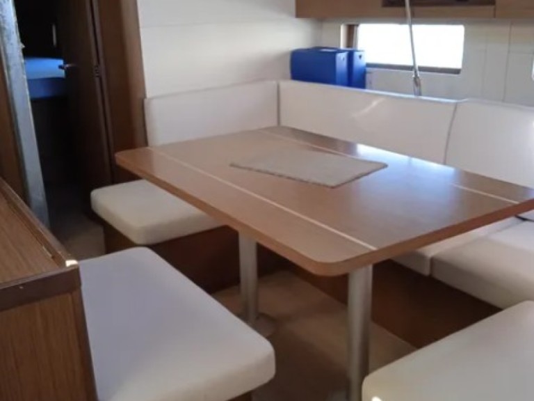 Sailboat hire in Lefkáda - Bénéteau Oceanis 46.1