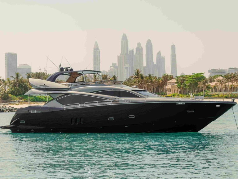 Yacht hire Dubai Marina cheap Yacht 82