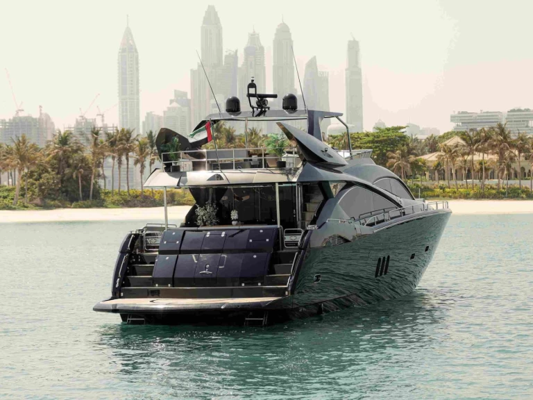 Hire Luxury Yacht with or without skipper Sunseeker Dubai Marina